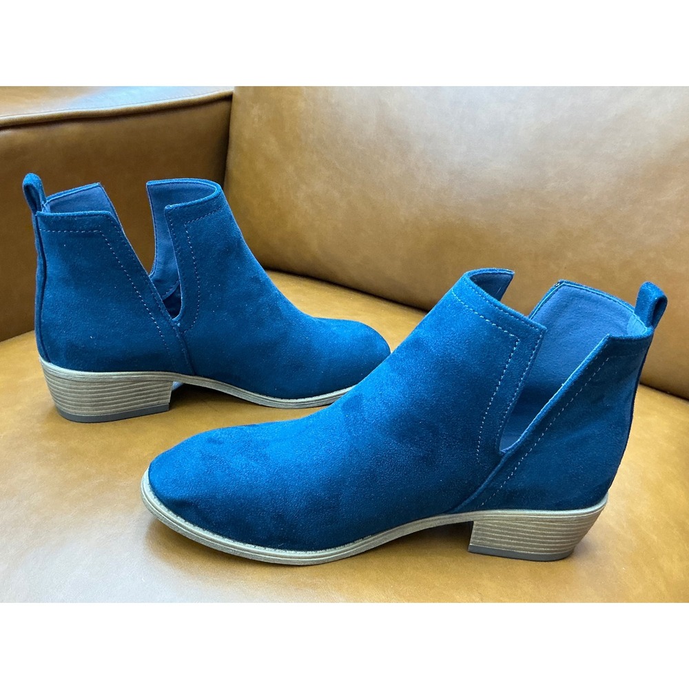 WD-RIMI Ankle Boots Womens Size 6 Blue Excellent Cutout Low Block Heel Booties - Picture 2 of 8